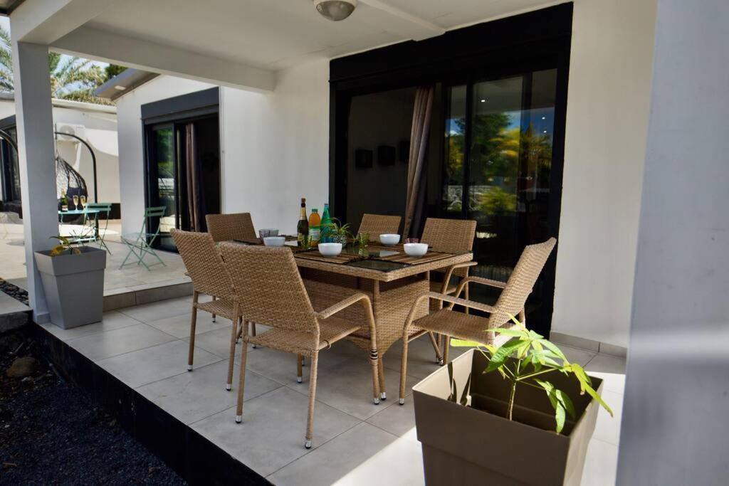 Villa Du Beau Vallon 2 Jacuzzi Privatif Et Piscine Chauffee Partagee Saint-Benoît Esterno foto