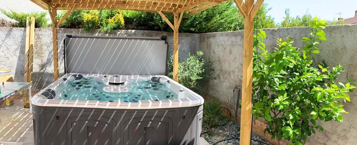 Villa Du Beau Vallon 2 Jacuzzi Privatif Et Piscine Chauffee Partagee Saint-Benoît Esterno foto